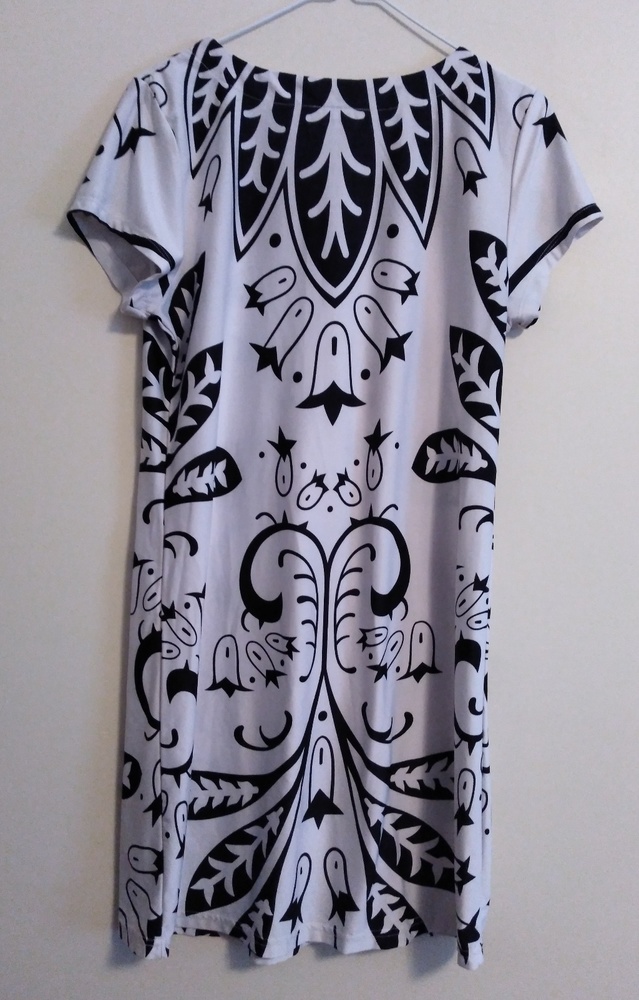 🌞Hypnotik Black & White Tribal Print Dress Size L